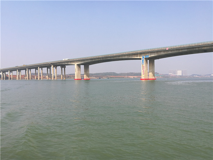 湖南竹埠港湘江大桥桥梁安全防护工程